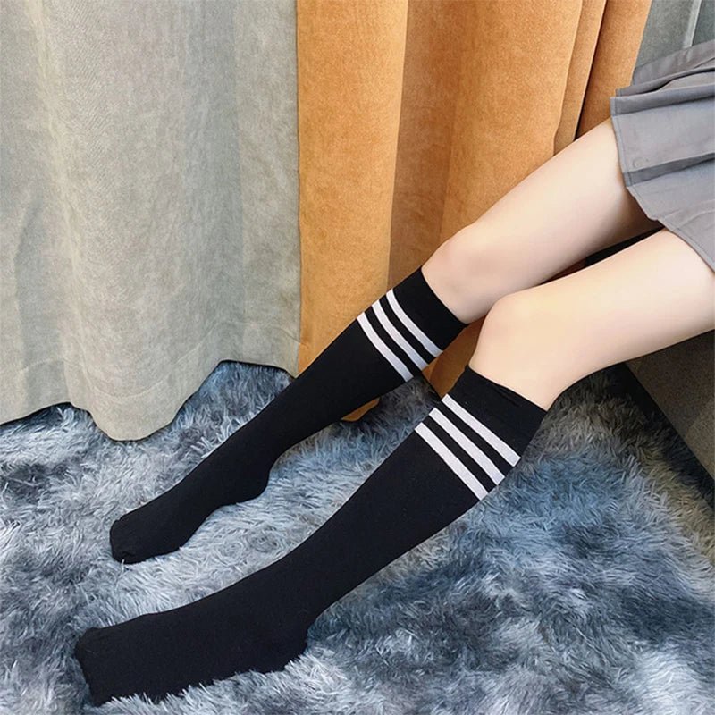 Black White Striped Long Ladies Warm Knee Socks - Bubble Girl