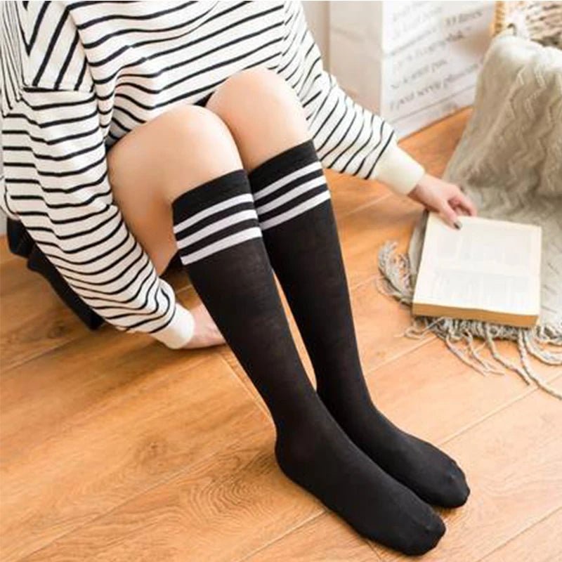 Black White Striped Long Ladies Warm Knee Socks - Bubble Girl