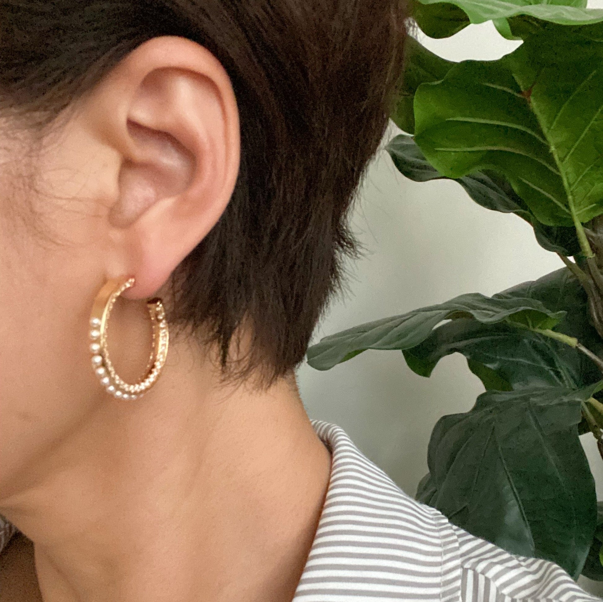 Lady Pearl Hoop Earrings - Bubble Girl